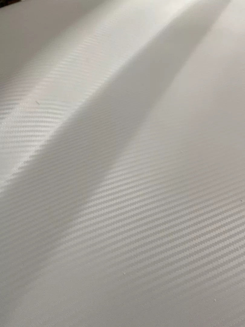 VViViD+ White Dry Carbon